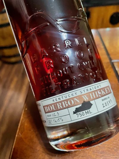 New Riff Single Barrel Kentucky Straight Bourbon Whiskey
