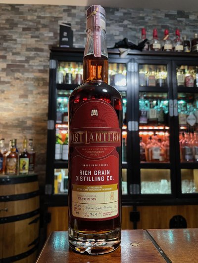 Rich Grain Distilling Co. Mississippi Straight Bourbon Whiskey